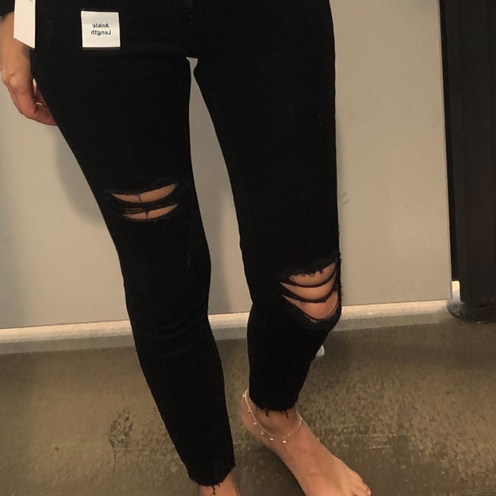 Old Navy Rockstar ripped distressed black jeans 2
